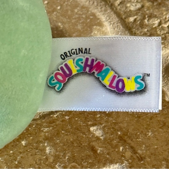 Squishmallows Guri the Gnome Ornament 4.5" Holiday Collection 2021 - Picture 3 of 3